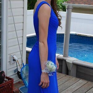 La Femme Fashion - Women’s 2 - Royal Blue Prom Dress - Beaded w. hidden zipper